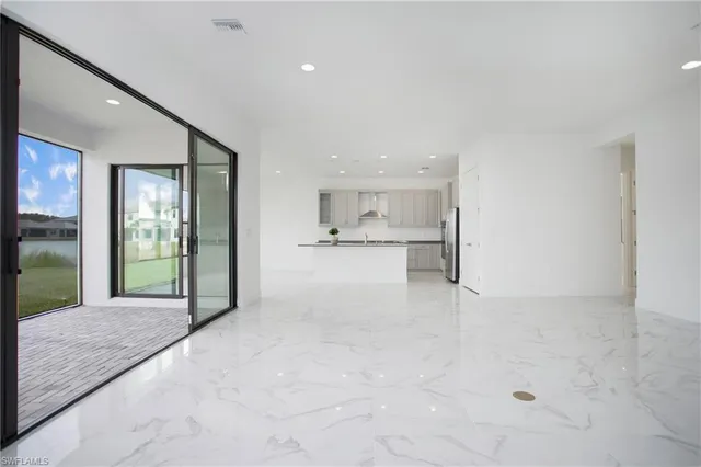 an empty room with a empty space