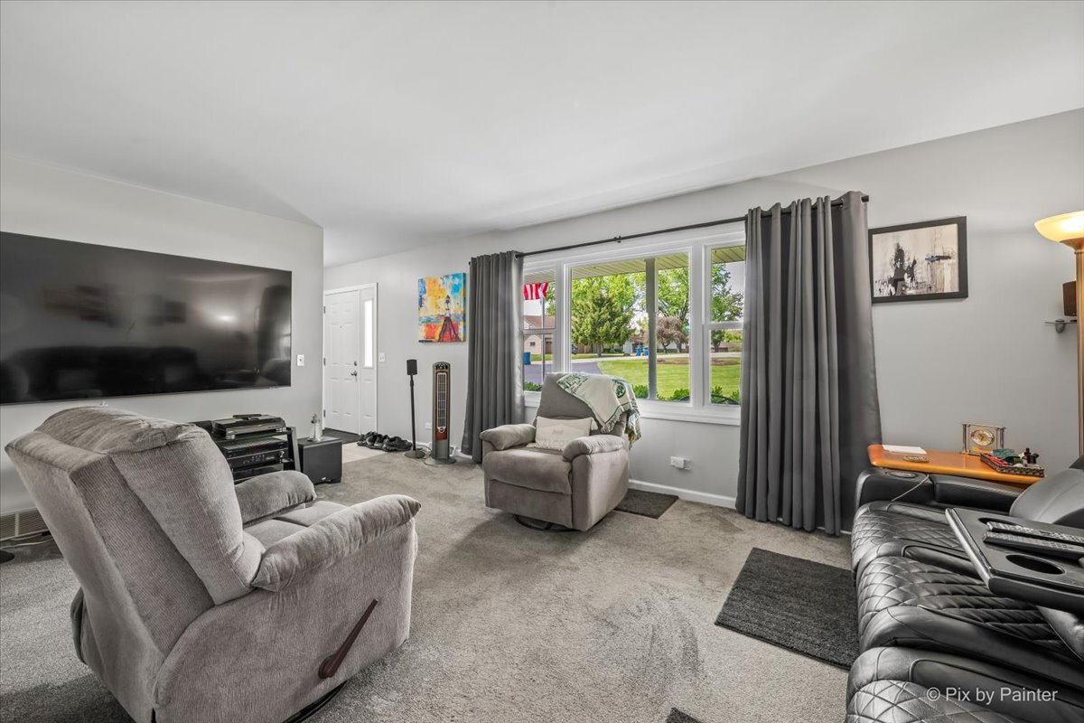 37W150 Olwin Avenue Elgin, IL 60124 - Photo 19 of 48