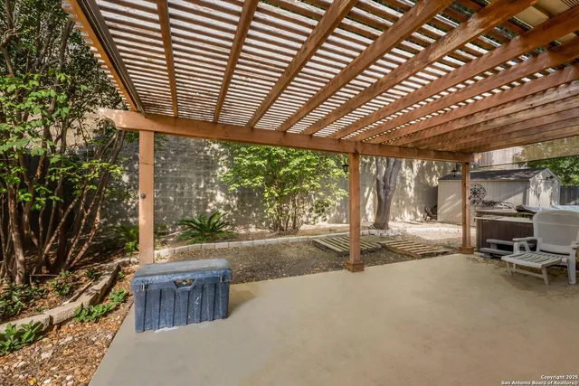 a house view with a outdoor space