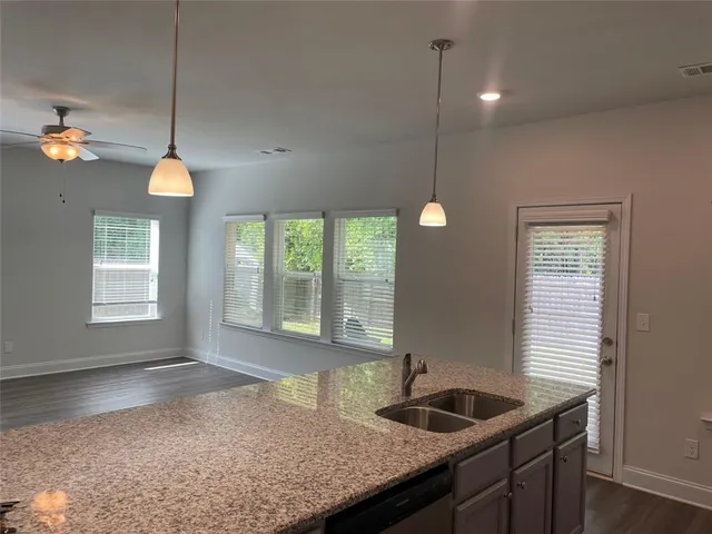 $1,985 | 560 Vandenburg Drive, Villa Rica, GA 30180