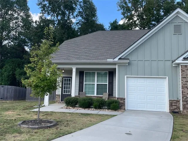 $1,985 | 560 Vandenburg Drive, Villa Rica, GA 30180