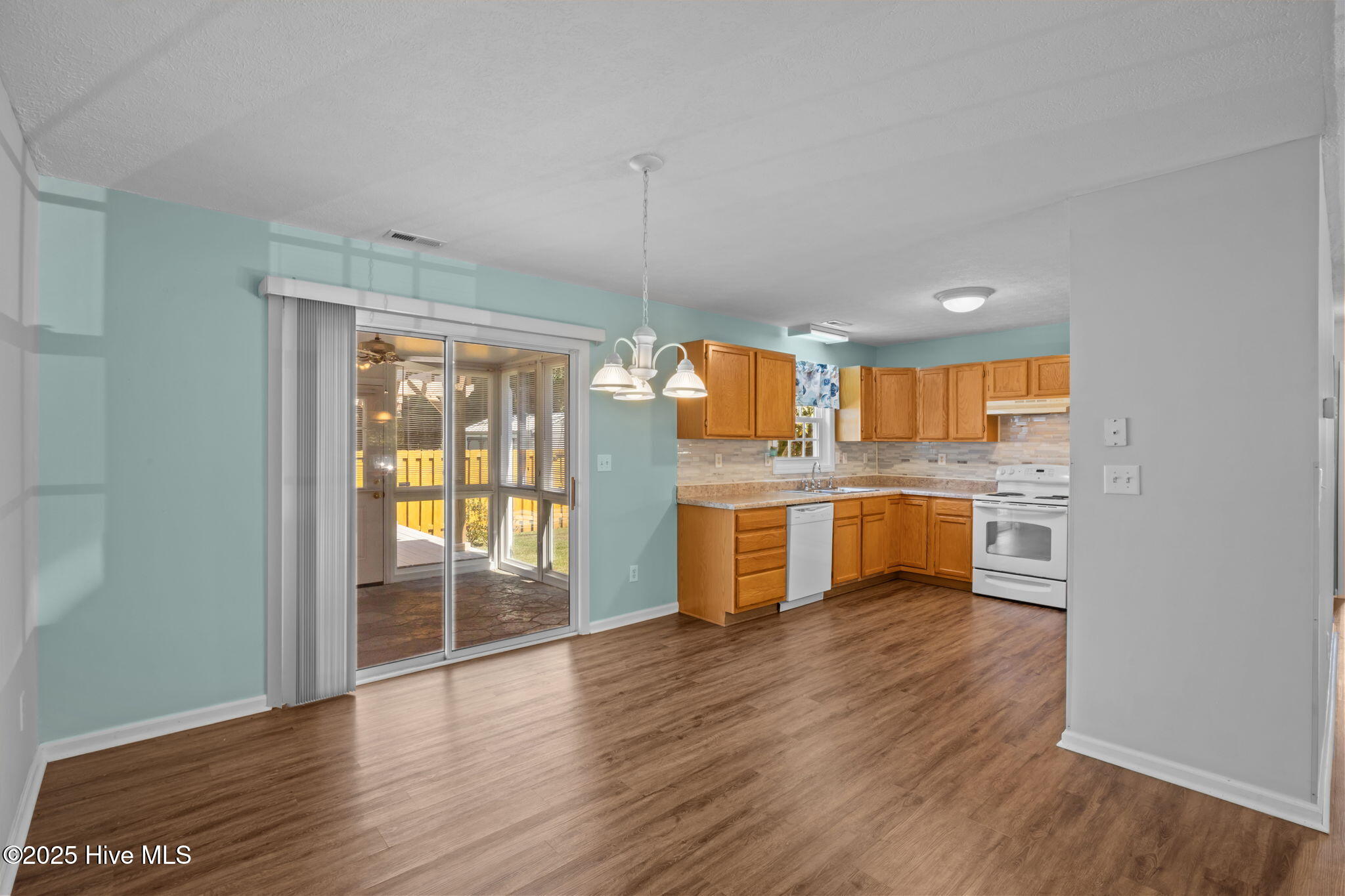 5820 County Line Road New Bern, NC 28562 - Photo 8 of 43 19-web-or-mls-0C0A6543