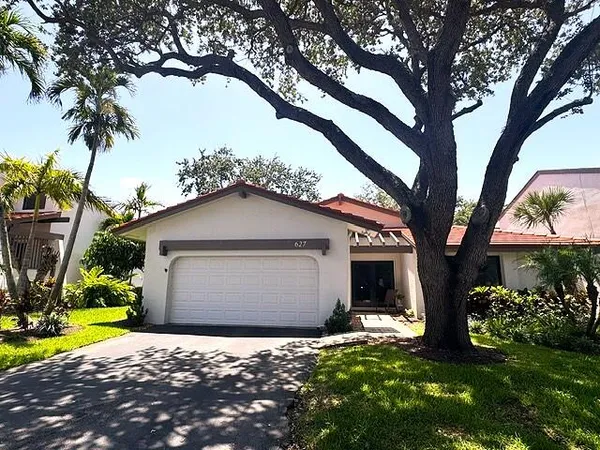 $639,000 | 627 Hollows Circle, Deerfield Beach, FL 33442
