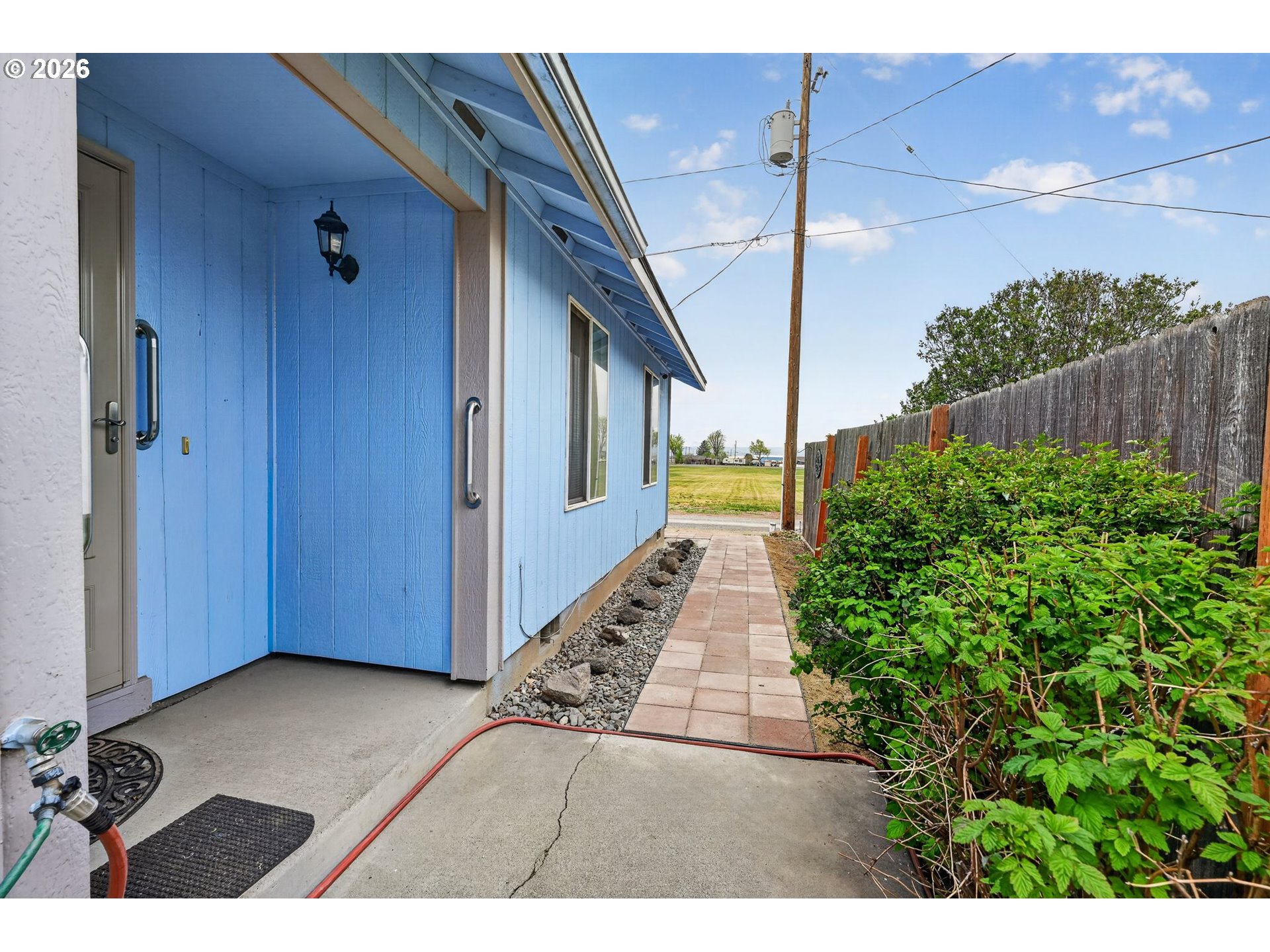 817 2nd Avenue Culver, OR 97734 - Photo 4 of 30