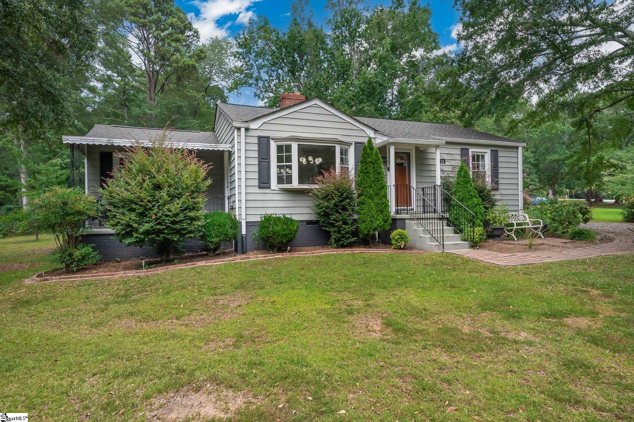 11 Auburn Circle Greenville, SC 29607 - Photo 2 of 29