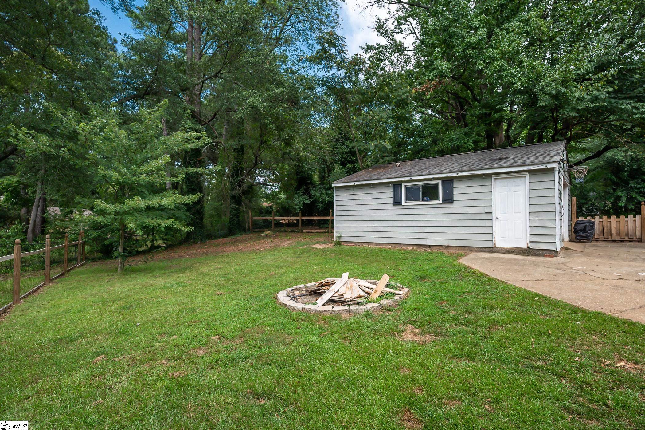 11 Auburn Circle Greenville, SC 29607 - Photo 26 of 29