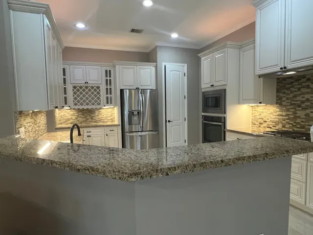 $3,750 | 106 Bella Luce, Shenandoah, TX 77381