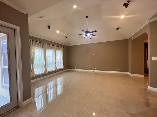 $3,750 | 106 Bella Luce, Shenandoah, TX 77381