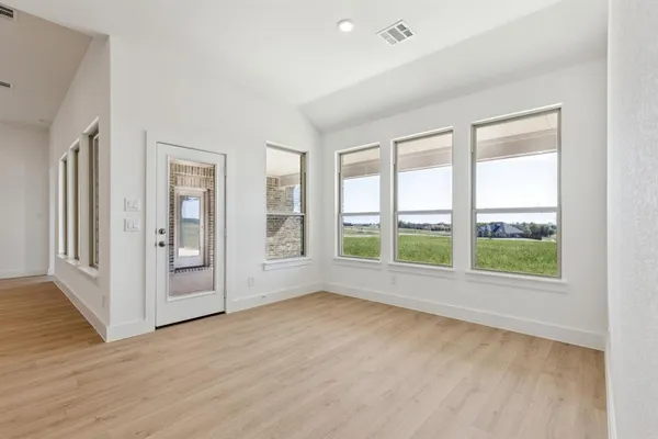 $654,900 | 133 Swan Lake Drive, Waxahachie, TX 75165