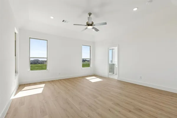 $654,900 | 133 Swan Lake Drive, Waxahachie, TX 75165