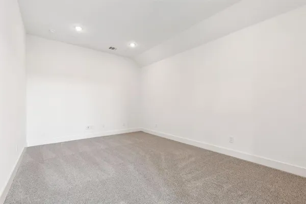 $654,900 | 133 Swan Lake Drive, Waxahachie, TX 75165