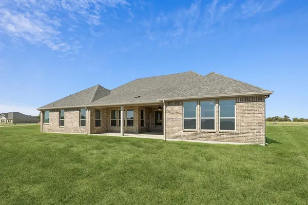 $654,900 | 133 Swan Lake Drive, Waxahachie, TX 75165