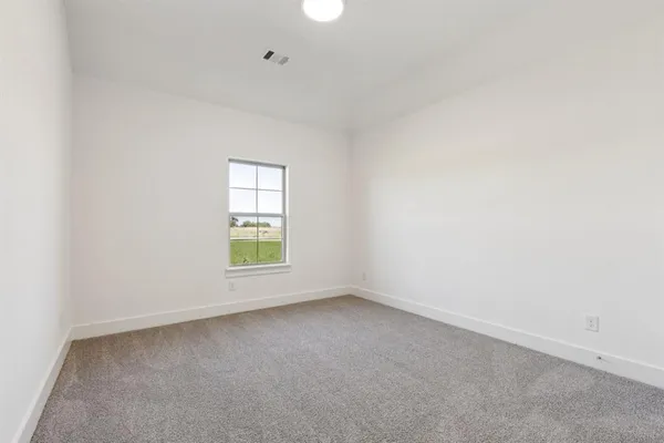 $654,900 | 133 Swan Lake Drive, Waxahachie, TX 75165