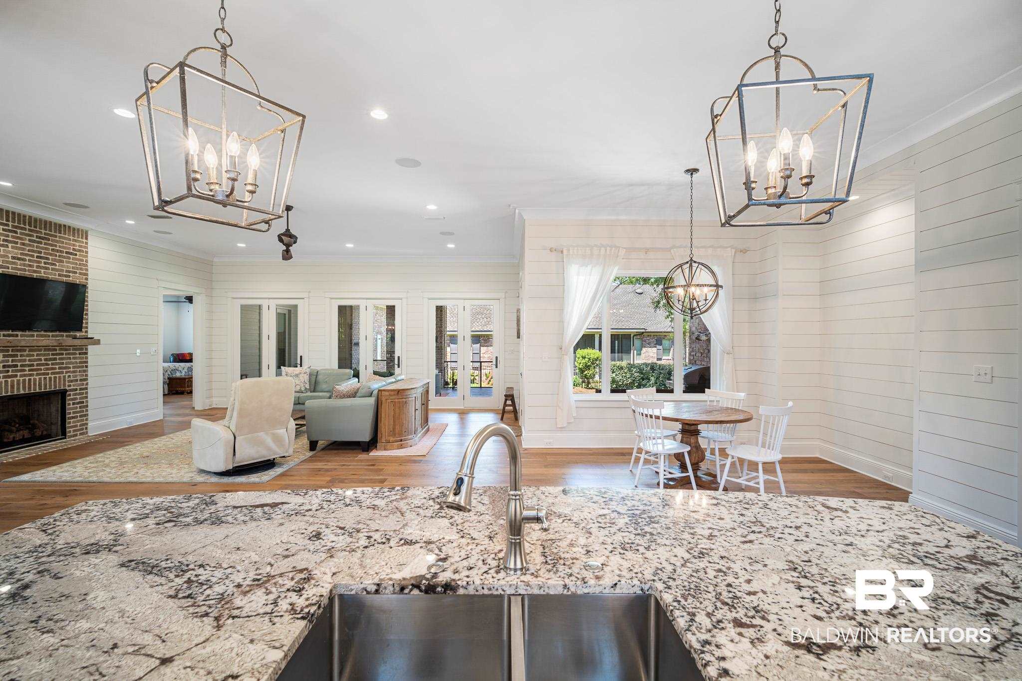 522 Falling Water Boulevard Fairhope, AL 36532 - Photo 7 of 50