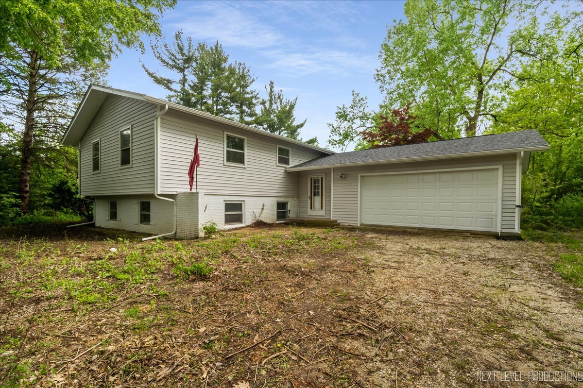 29W105 Geneva Road West Chicago, IL 60185 - Photo 1 of 28 Gallery Image 1