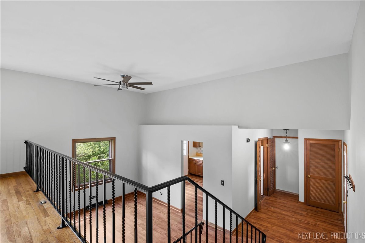 29W105 Geneva Road West Chicago, IL 60185 - Photo 11 of 28 Gallery Image 11