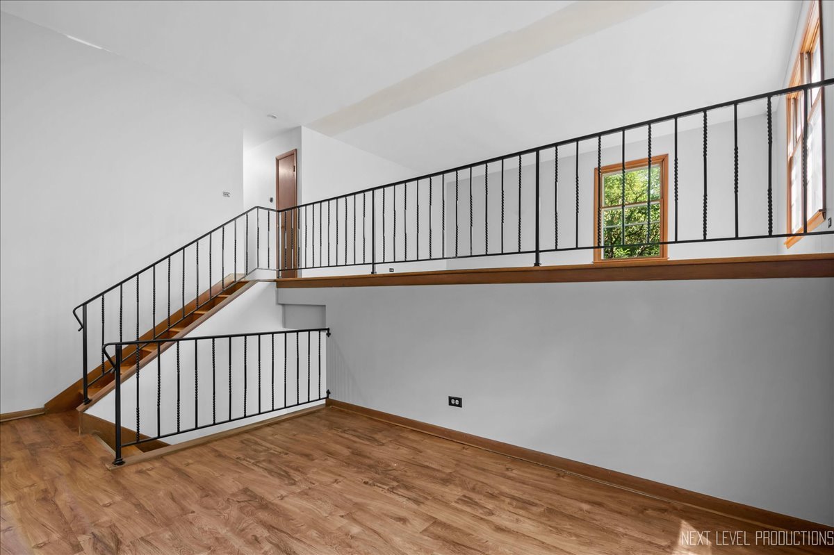 29W105 Geneva Road West Chicago, IL 60185 - Photo 7 of 28 Gallery Image 7