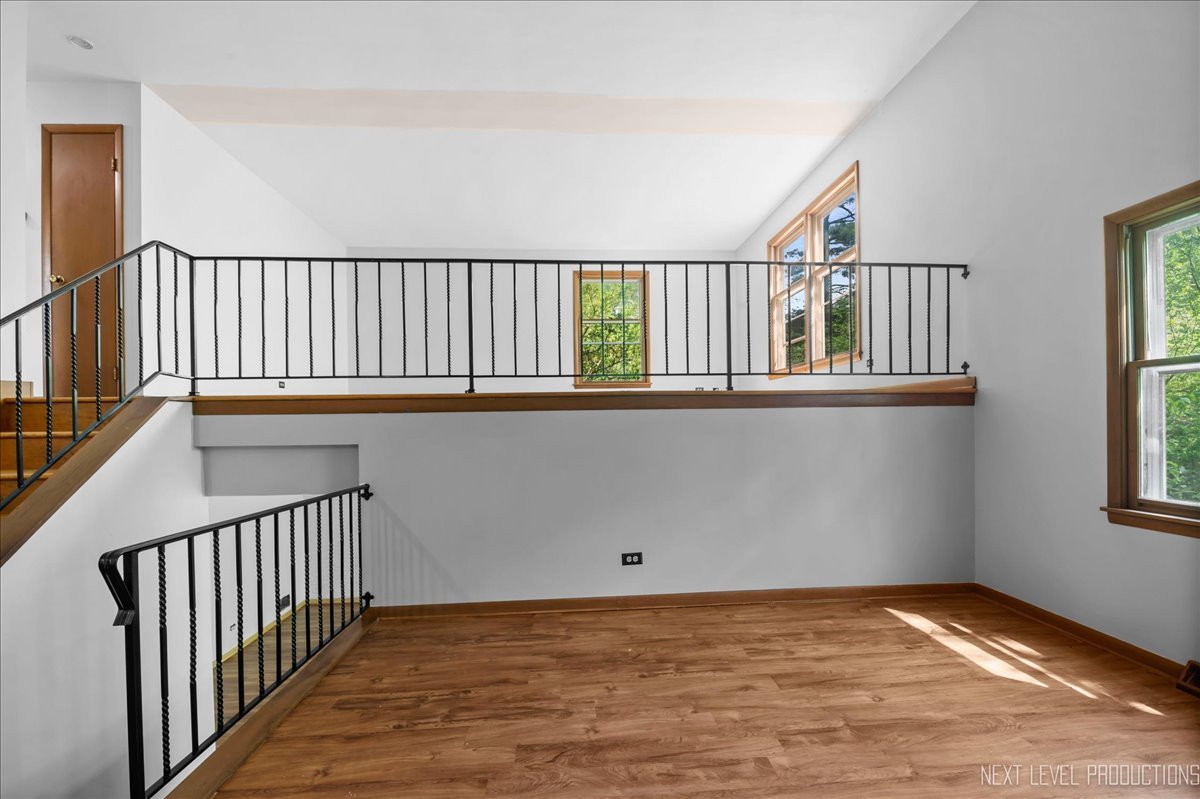 29W105 Geneva Road West Chicago, IL 60185 - Photo 8 of 28 Gallery Image 8