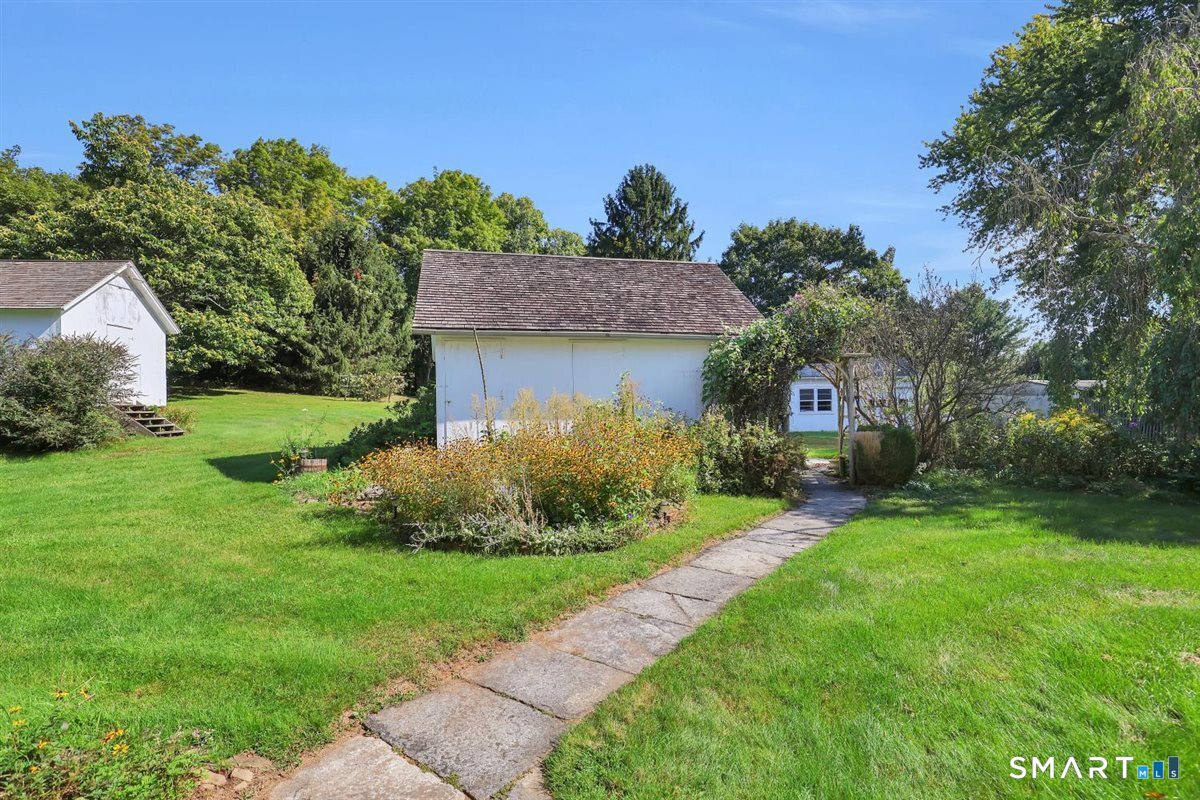 110 Freeman Road Middletown, CT 06457 - Photo 30 of 40 Gallery Image 30