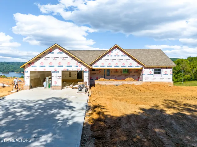 $695,000 | 124 Laura Lane, Maynardville, TN 37807