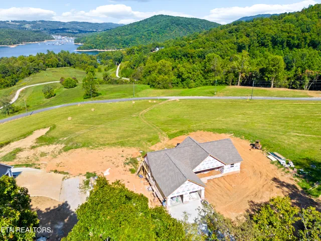 $695,000 | 124 Laura Lane, Maynardville, TN 37807