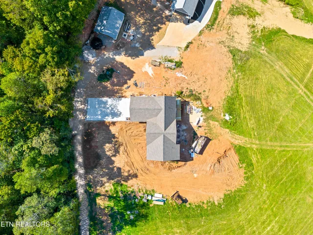 $695,000 | 124 Laura Lane, Maynardville, TN 37807