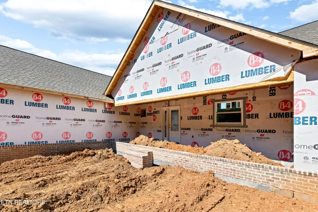 $695,000 | 124 Laura Lane, Maynardville, TN 37807