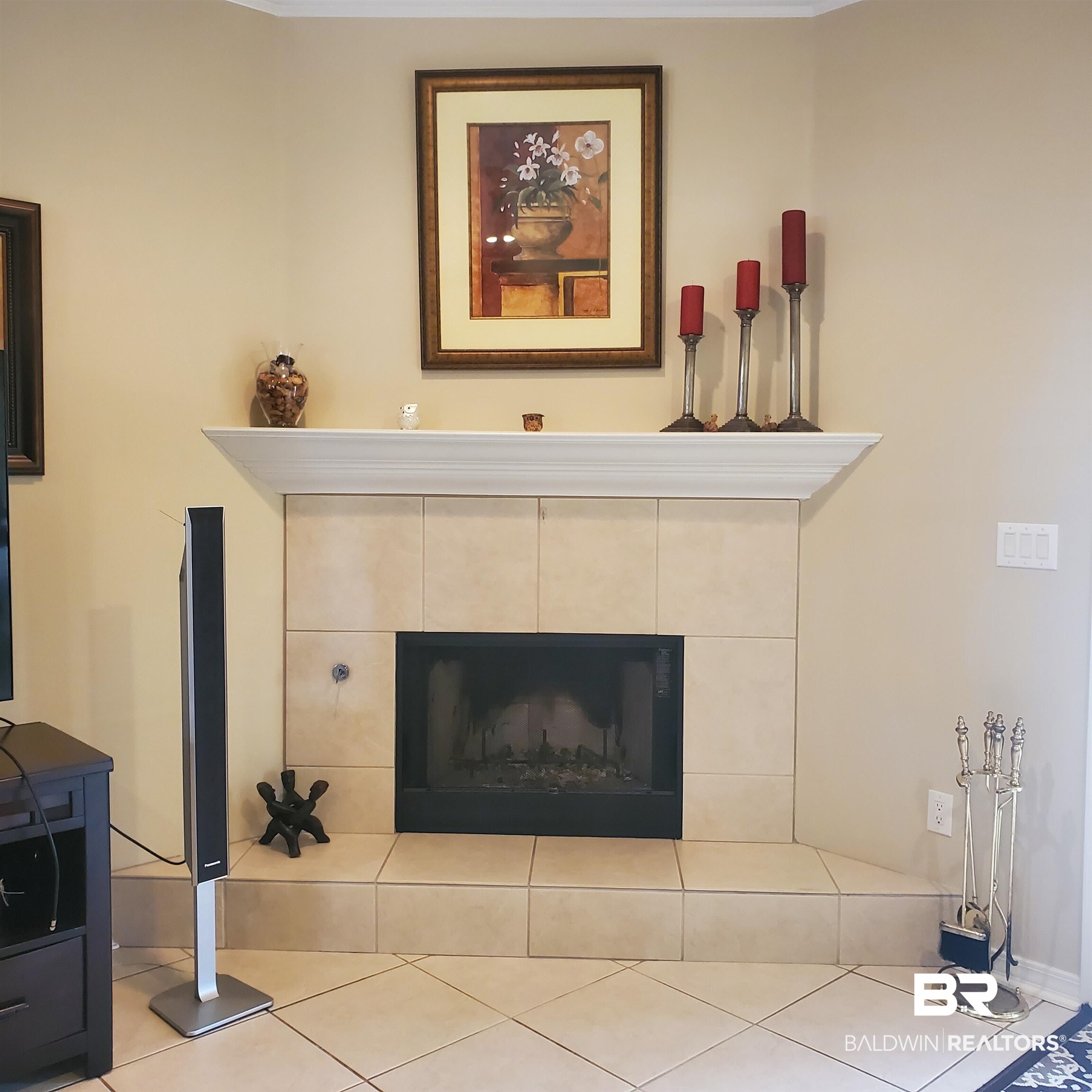 7350 Raintree Lane Gulf Shores, AL 36542 - Photo 7 of 22 Fireplace