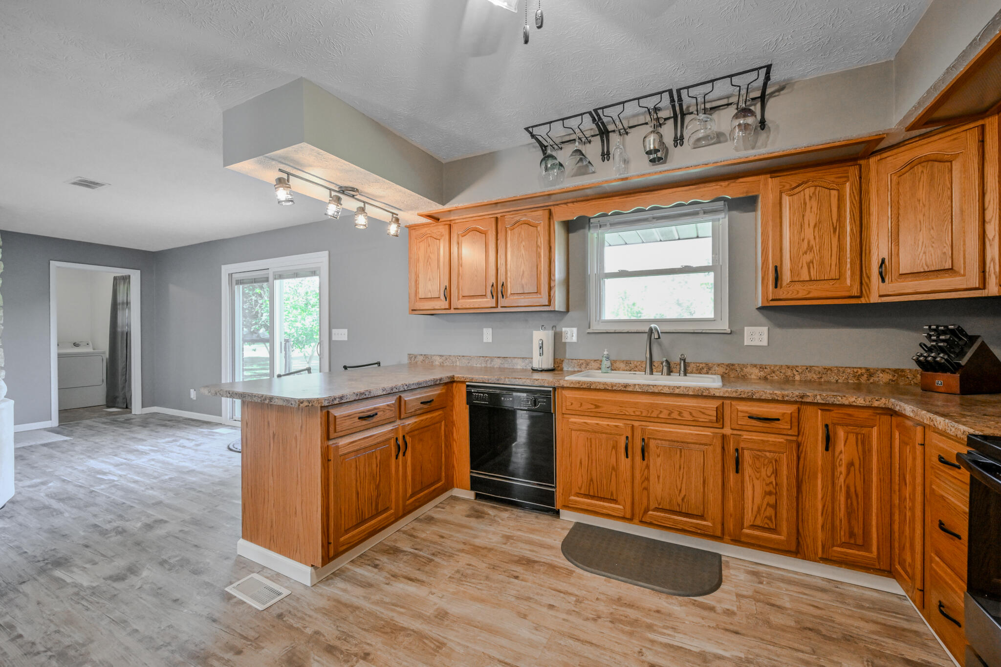 5763 Twitchell Road Springfield, OH 45502 - Photo 9 of 43