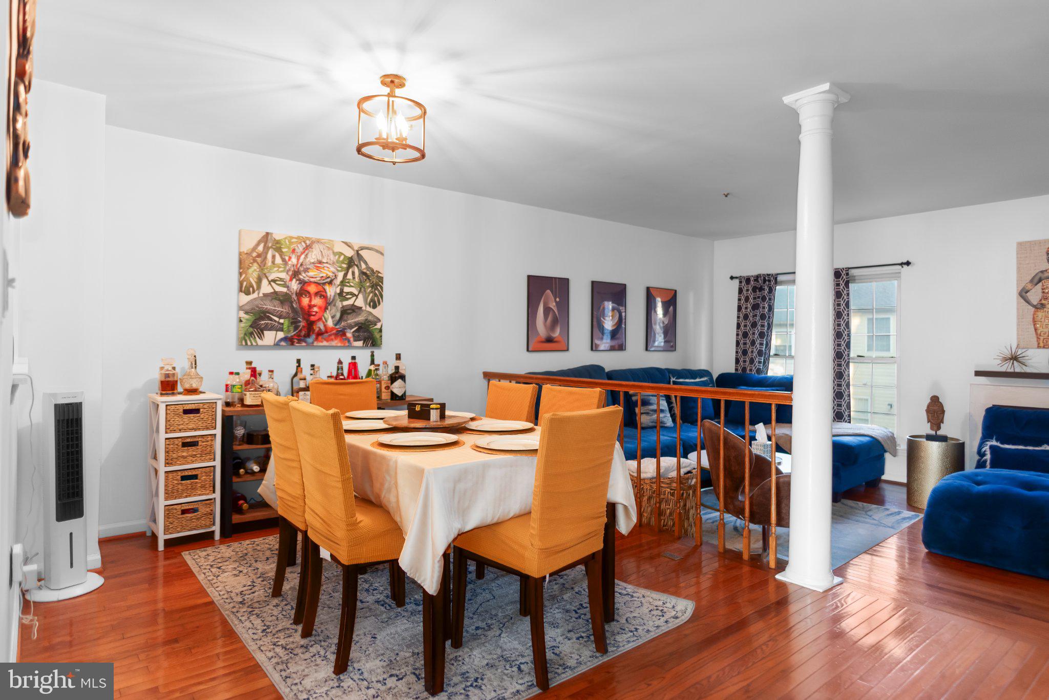 8508 Rheims Court Upper Marlboro, MD 20772 - Photo 4 of 28 Charming dining area with artistic flair.