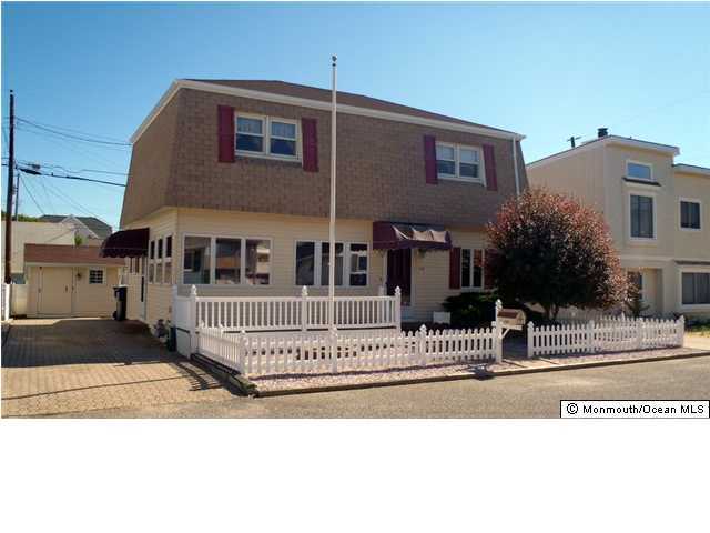 116 South Bayside Road Lavallette, NJ 08735 - Photo 1 of 3 Primary Photo