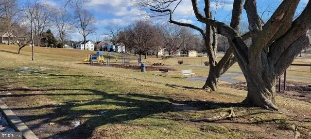 $1,195 | 304 Walnut Street, Unit B, Waynesboro, PA 17268