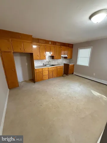 $1,195 | 304 Walnut Street, Unit B, Waynesboro, PA 17268