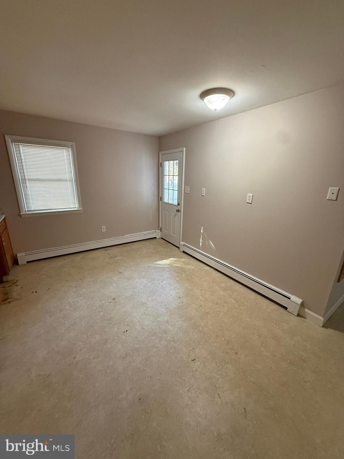 304 Walnut Street, Unit B Waynesboro, PA 17268 - Photo 5 of 14