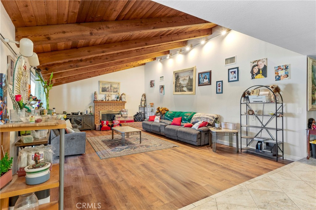 35642 Red Rover Mine Road Acton, CA 93510 - Photo 9 of 26 Gallery Image 9