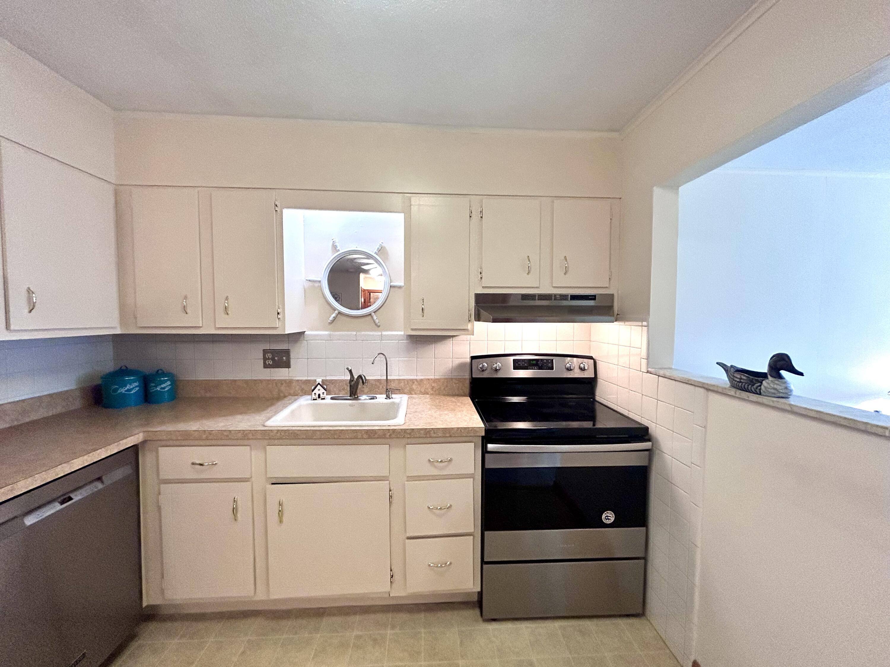 174 Upper County Road, Unit 25 Dennis Port, MA 02639 - Photo 6 of 43 IMG_8296