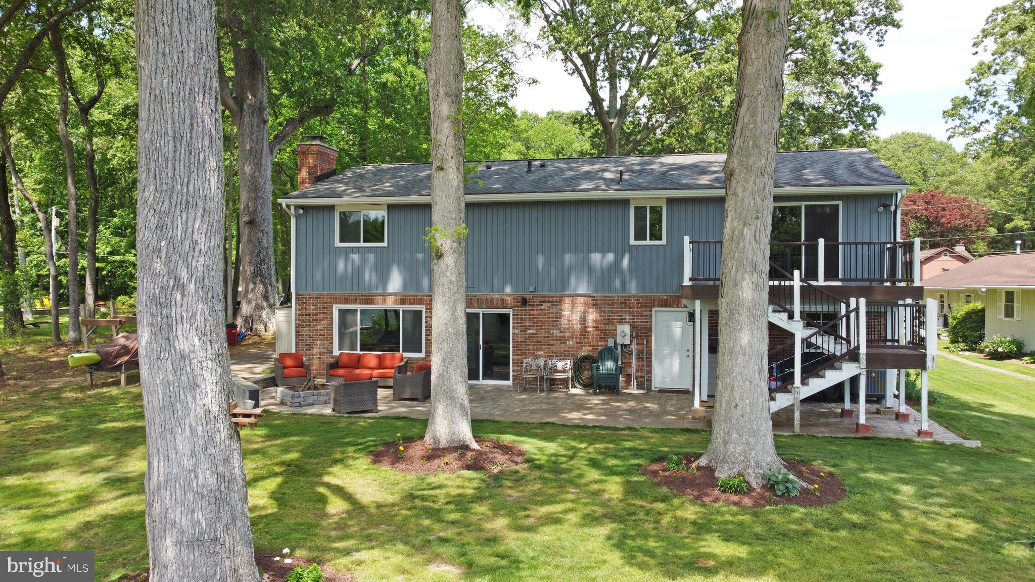 819 Elm Drive West River, MD 20778 - Photo 31 of 39 a front view of house with yard