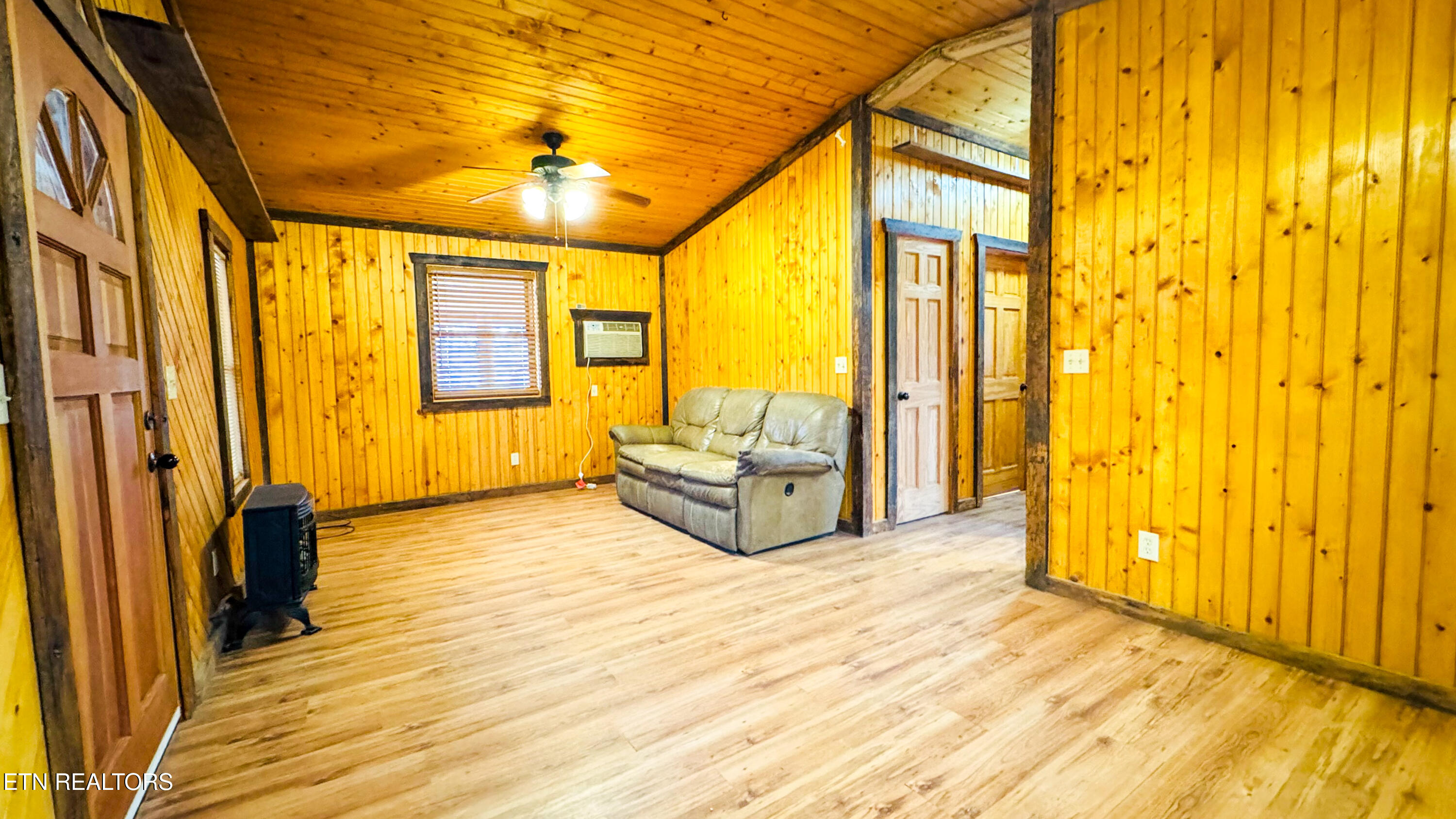 495 Bear Hollow Road Oneida, TN 37841 - Photo 48 of 60 IMG_1848