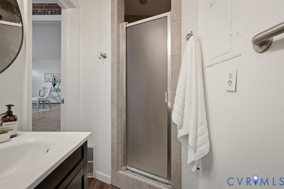 2720 Omega Road Henrico, VA 23228 - Photo 25 of 45 full bathroom with shower