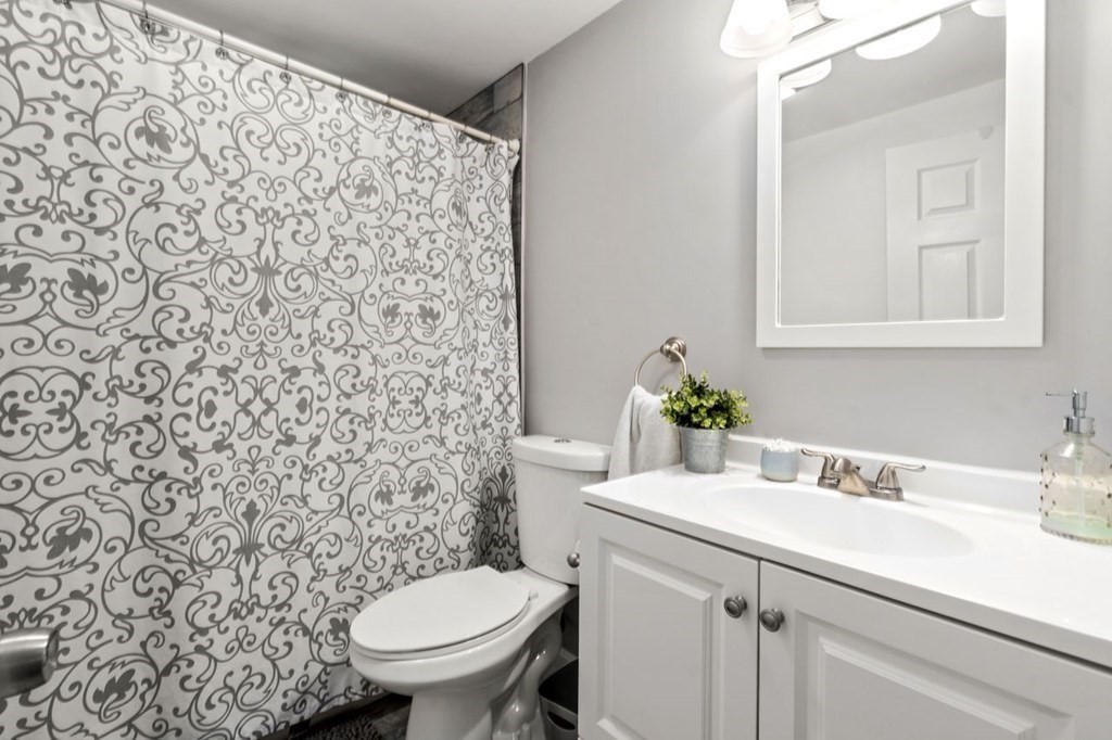 18 Waterman Road Auburn, MA 01501 - Photo 24 of 28 Gallery Image 24