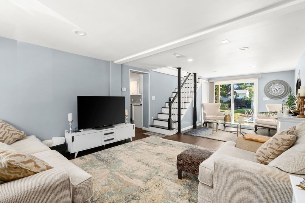 18 Waterman Road Auburn, MA 01501 - Photo 6 of 28 Gallery Image 6