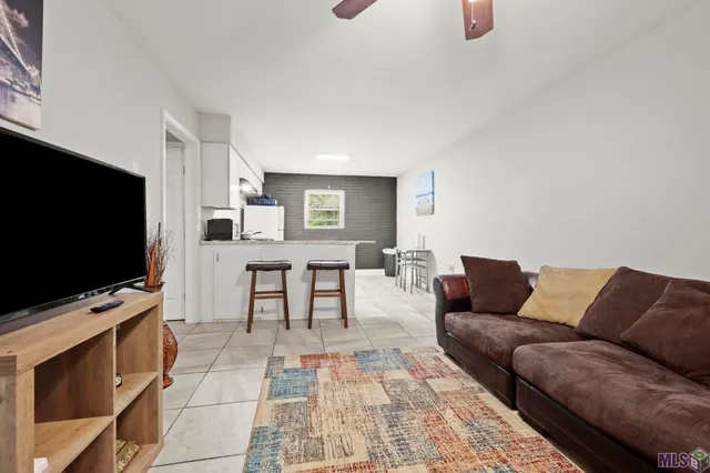 $690,000 | 1220 West Chimes Street, Baton Rouge, LA 70802