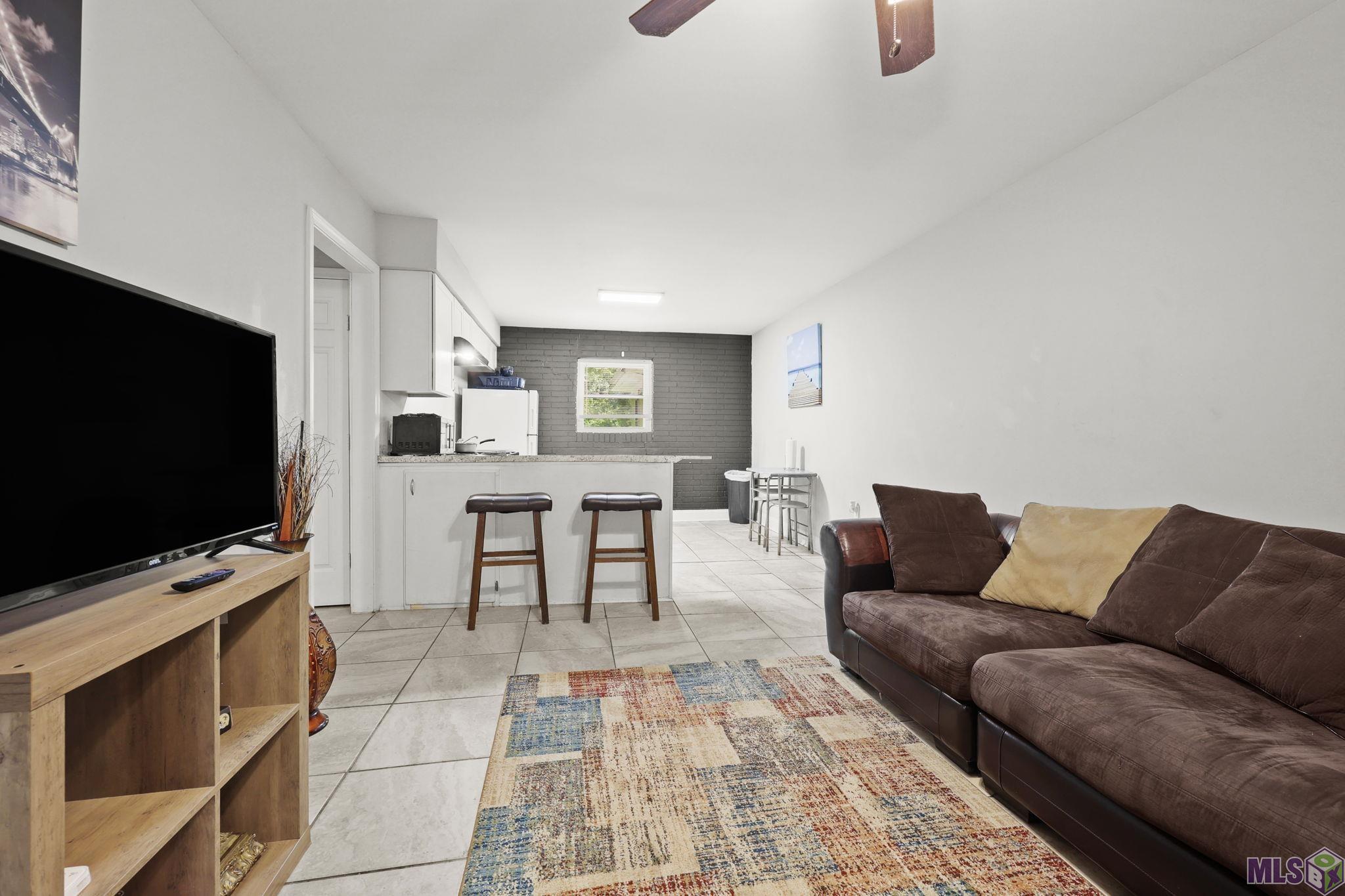 1220 West Chimes Street Baton Rouge, LA 70802 - Photo 1 of 17