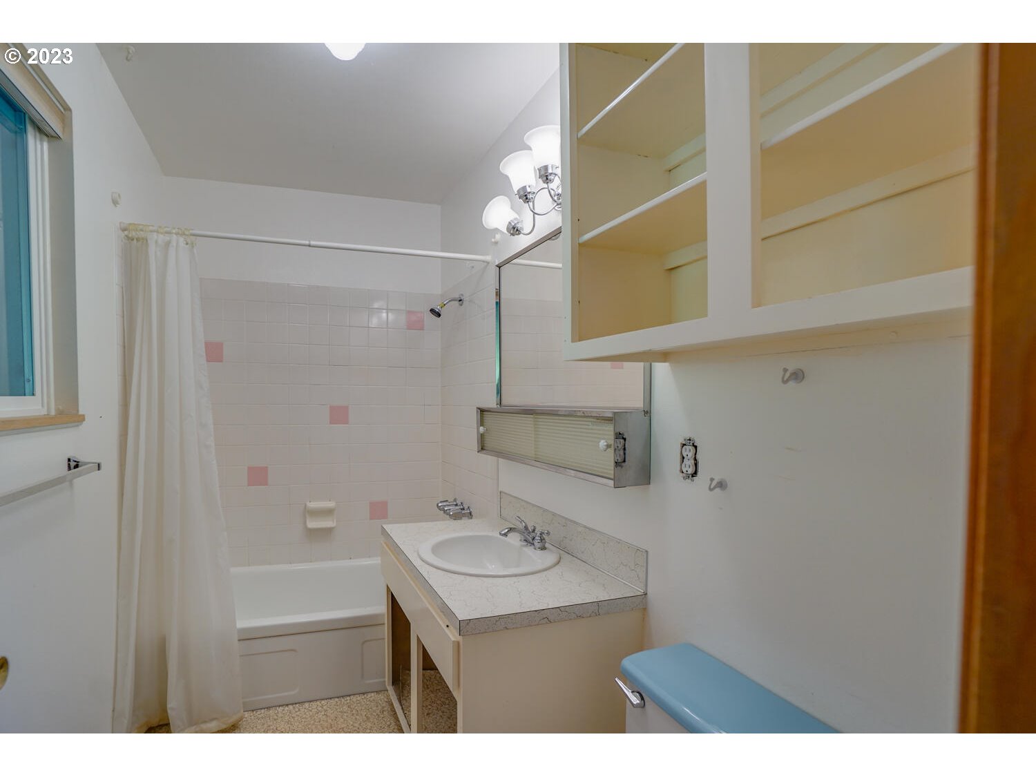635 Northwest 18th Loop Camas, WA 98607 - Photo 23 of 32 Gallery Image 23