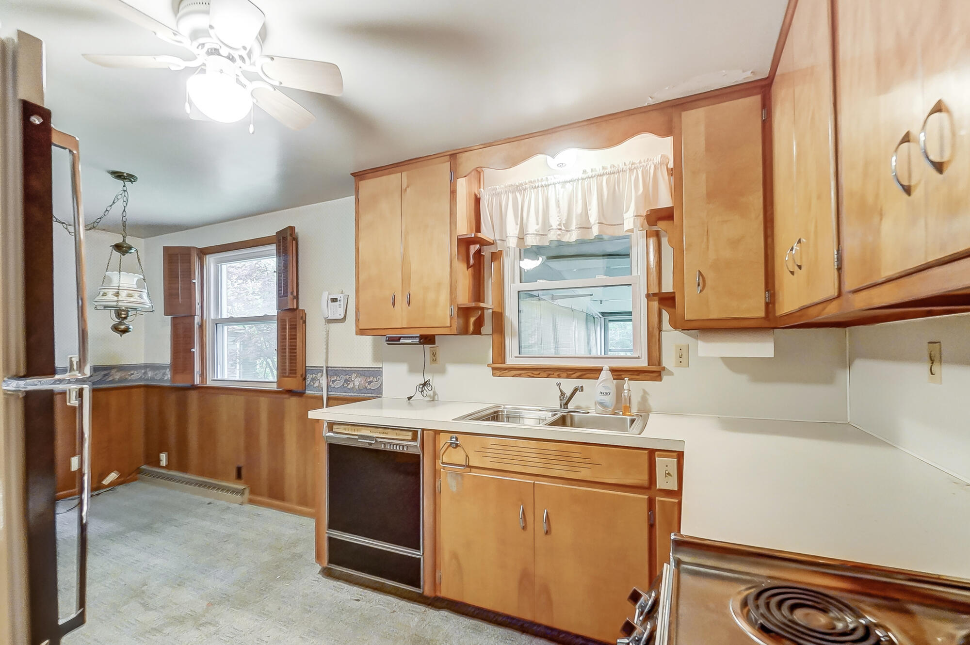 1400 Ronald Road Springfield, OH 45503 - Photo 10 of 44 011