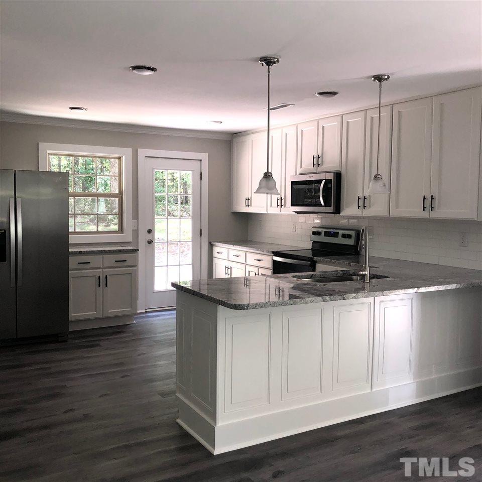 632 Frank Street Roxboro, NC 27573 - Photo 3 of 19