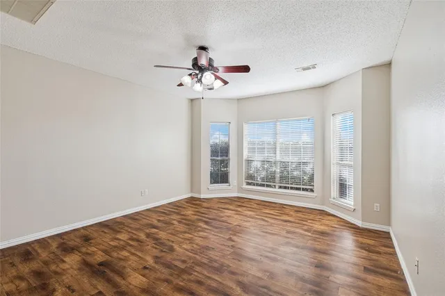 $380,000 | 1116 Grand Central Parkway, Saginaw, TX 76131