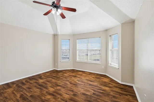 $380,000 | 1116 Grand Central Parkway, Saginaw, TX 76131