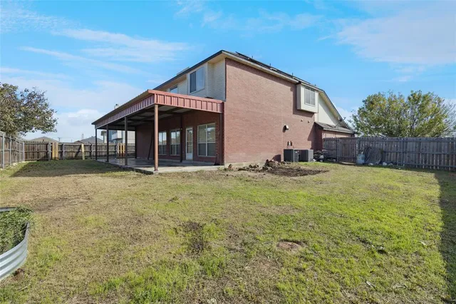 $380,000 | 1116 Grand Central Parkway, Saginaw, TX 76131