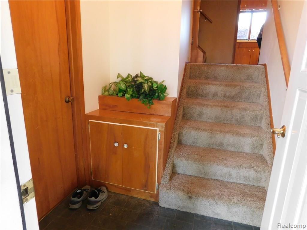 7930 Sharpe Road Fowlerville, MI 48836 - Photo 13 of 16 Gallery Image 13